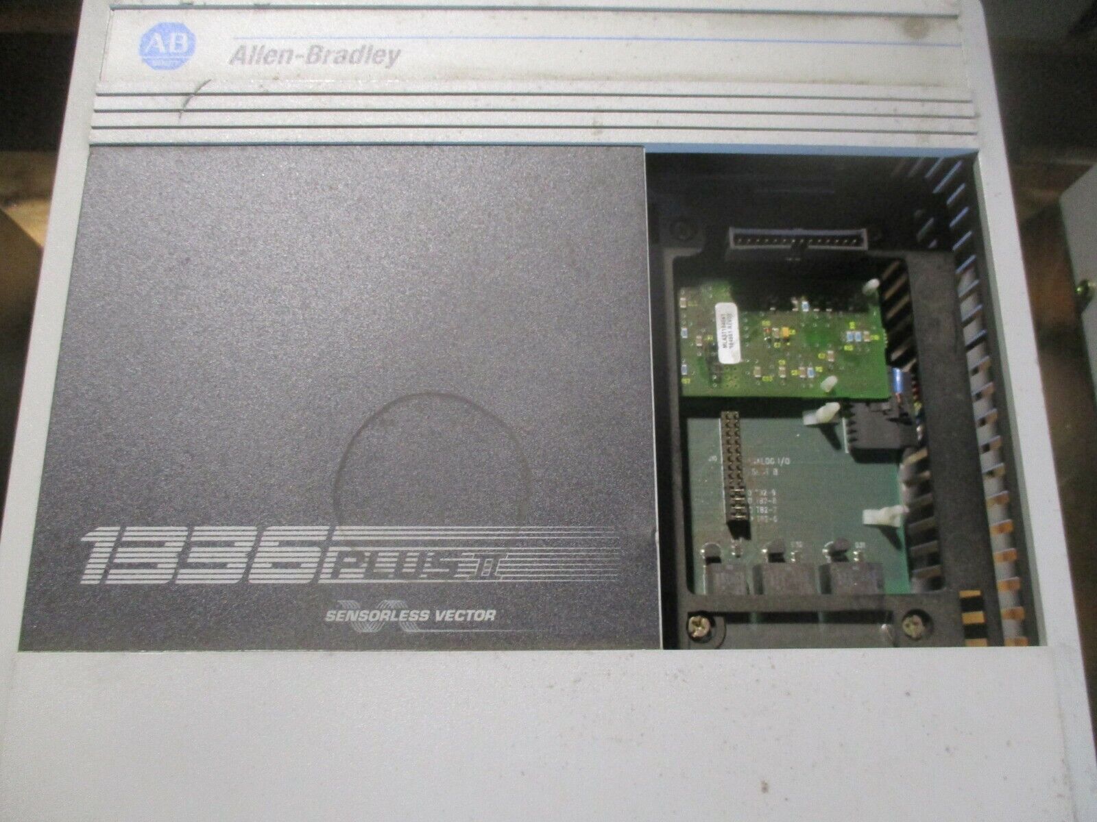 Allen-Bradley 1336 Plus II AC Drive 1336F-BRF100-AA-EN 10HP *No Keypad* Used