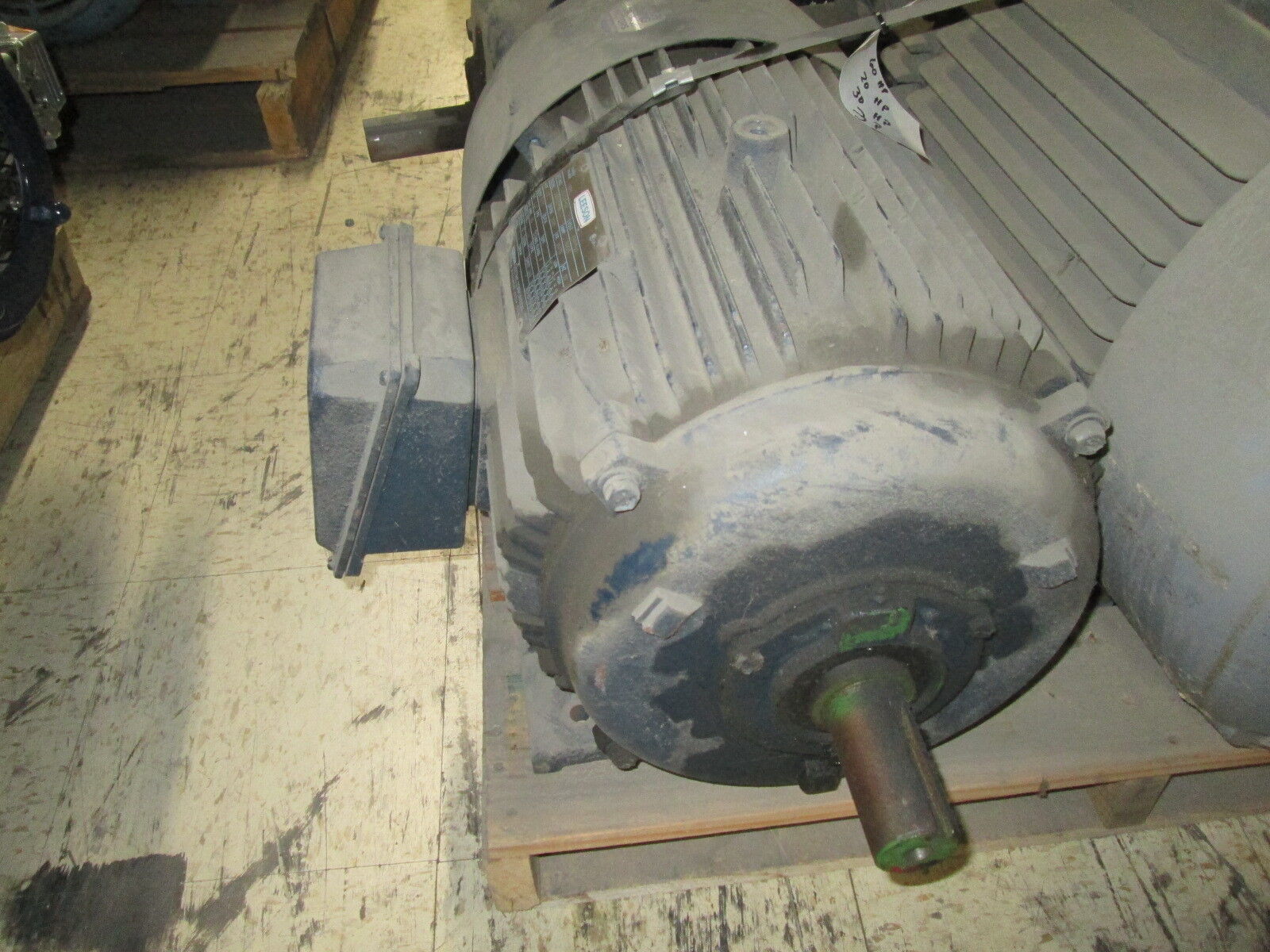 Leeson 190025-31 AC Motor 150037-60 30HP 2895RPM FR:286TS ENCL:TEFC 208/415V