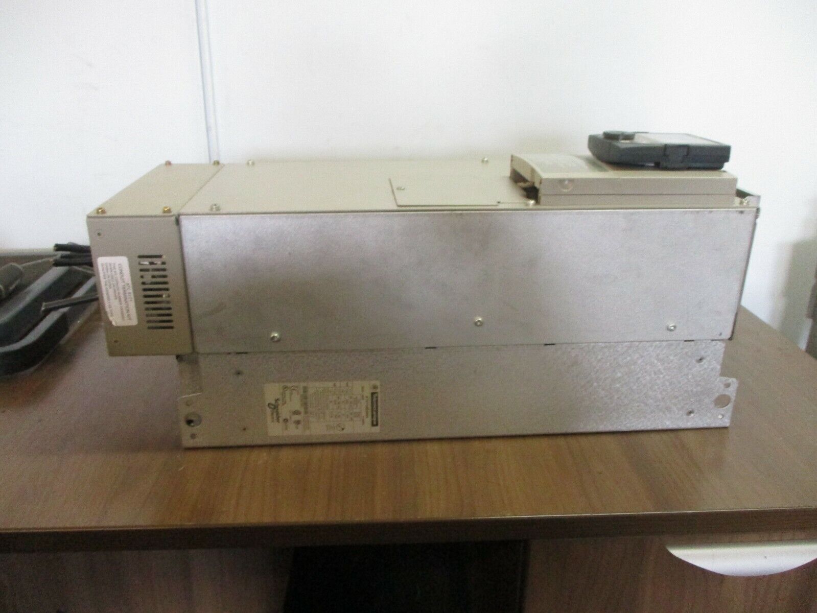 Telemecanique Altivar 71 AC Drive ATV71HD30N4 40HP 3Ph w/ Keypad Used