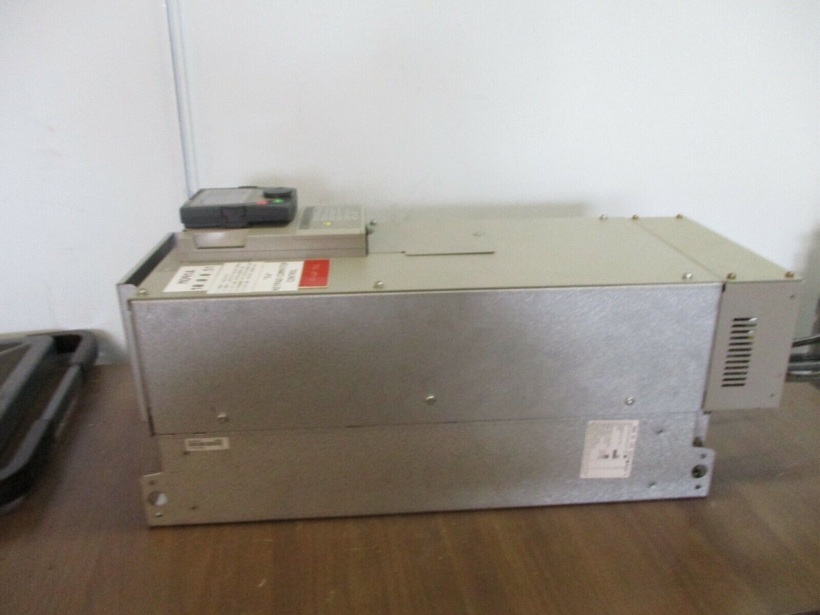 Telemecanique Altivar 71 AC Drive ATV71HD30N4 40HP 3Ph w/ Keypad Used