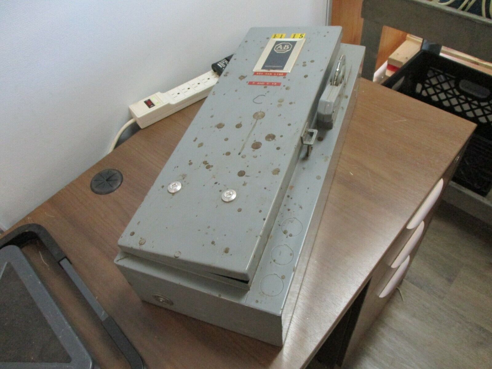 Allen-Bradley Fusible Size 1 Combination 712-BAA25 Ser. N 240V Coil Used