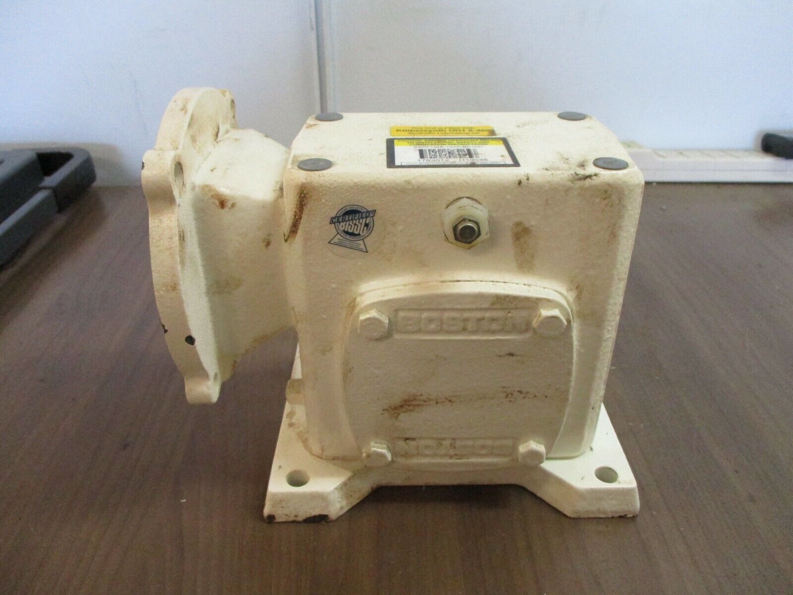 Boston Gear Reducer BKCF721B-10KP-B5-GS1 Ratio 10:1 2.34HP Input Used