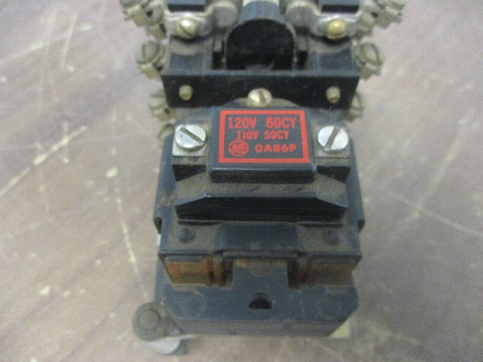 Allen-Bradley Relay 700-BX440A1 Ser. A 120V Coil 10A 600V Used