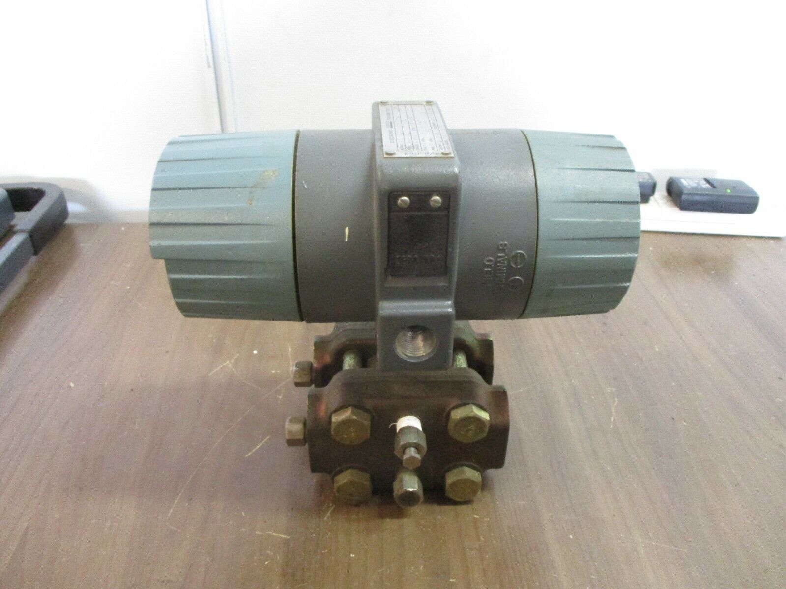 Foxboro Electronic Transmitter 823DP-I3K1SL2-CMS 12.5-65VDC 3000PSI Used