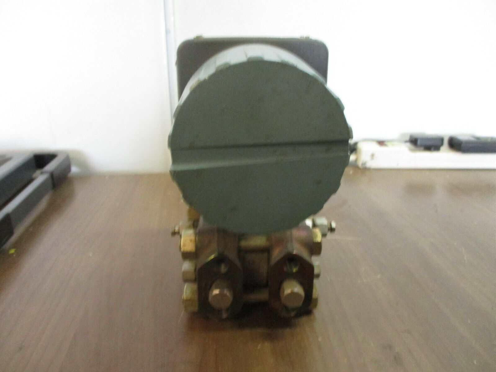 Foxboro Electronic Transmitter 823DP-I3K1SL2-CMS 12.5-65VDC 3000PSI Used