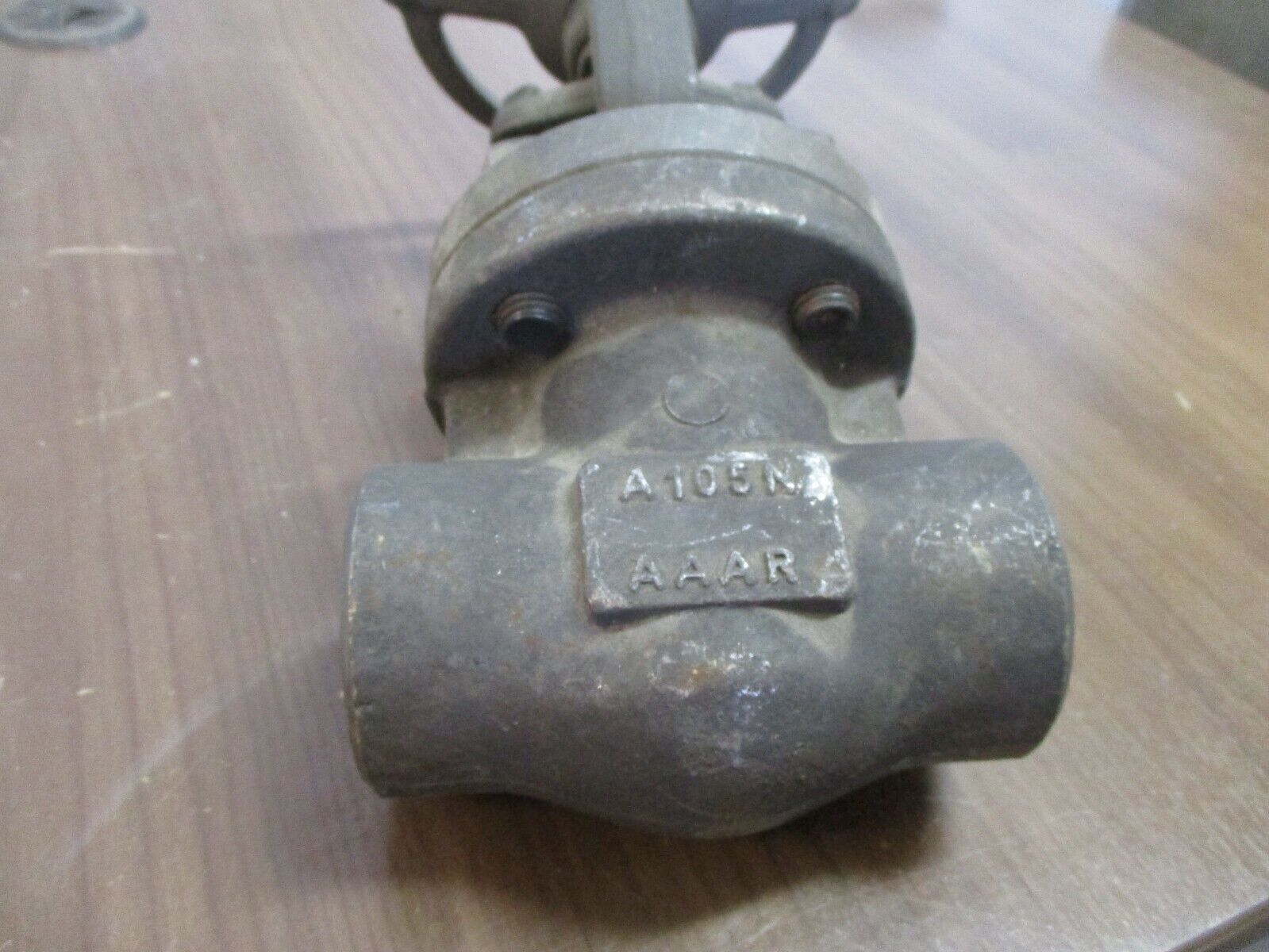Bonney Forge Ball Valve H 11-LE 1 1/4" Body: A105N Stem: CR13 Disc: CR13 Used