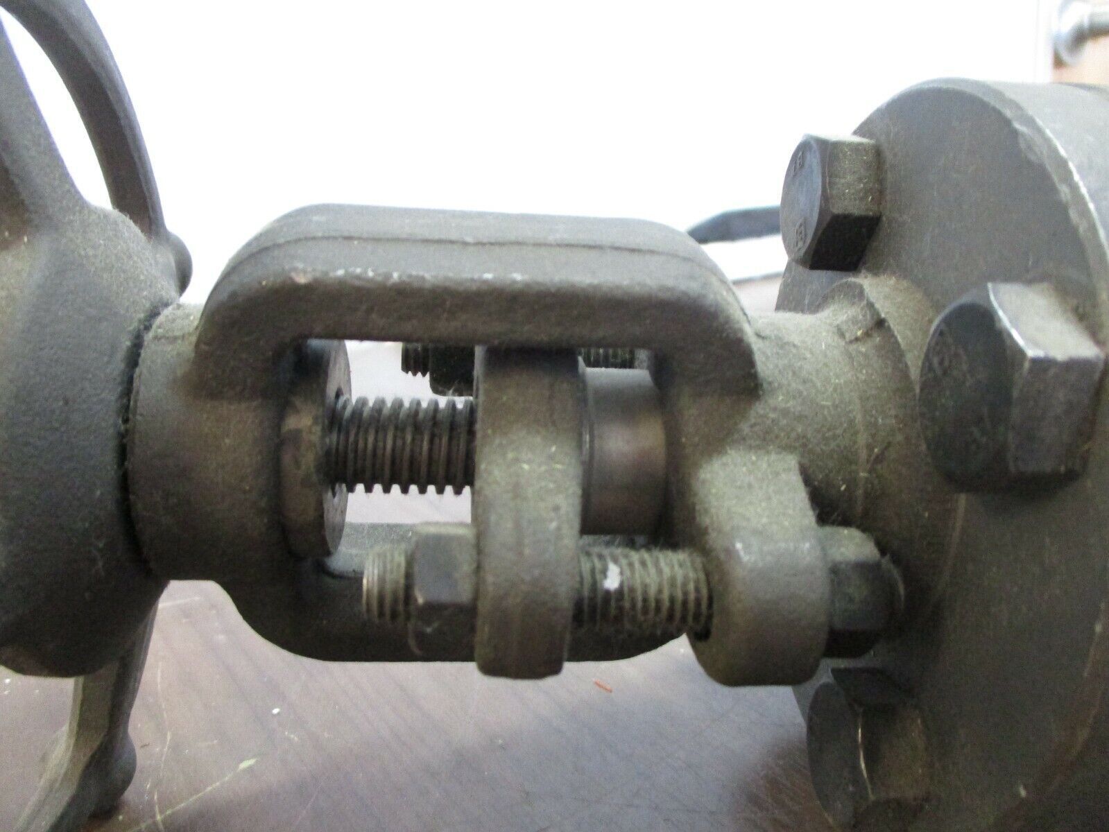 Bonney Forge Ball Valve H 11-LE 1 1/4" Body: A105N Stem: CR13 Disc: CR13 Used