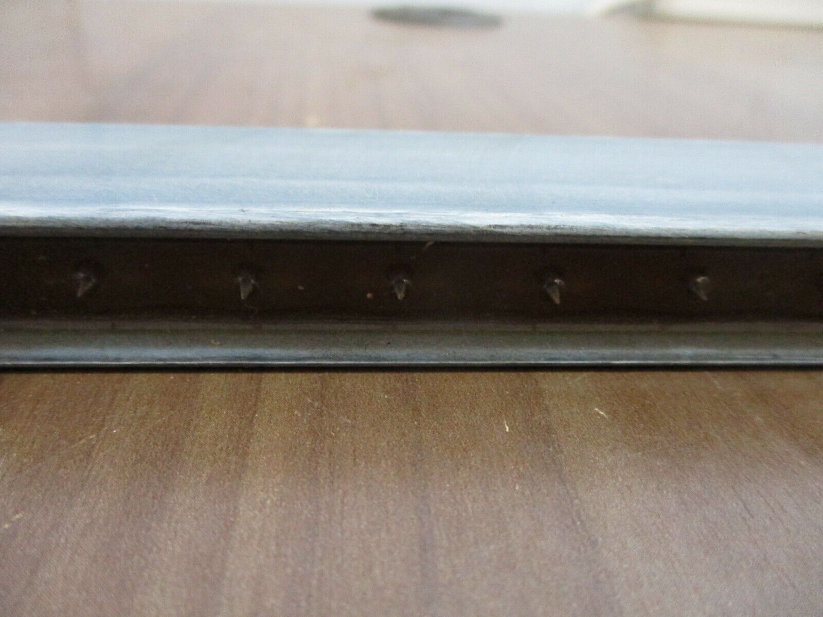 Simco Static Neutralizing Bar R51A UB. 8kV AC Length: 21" Used
