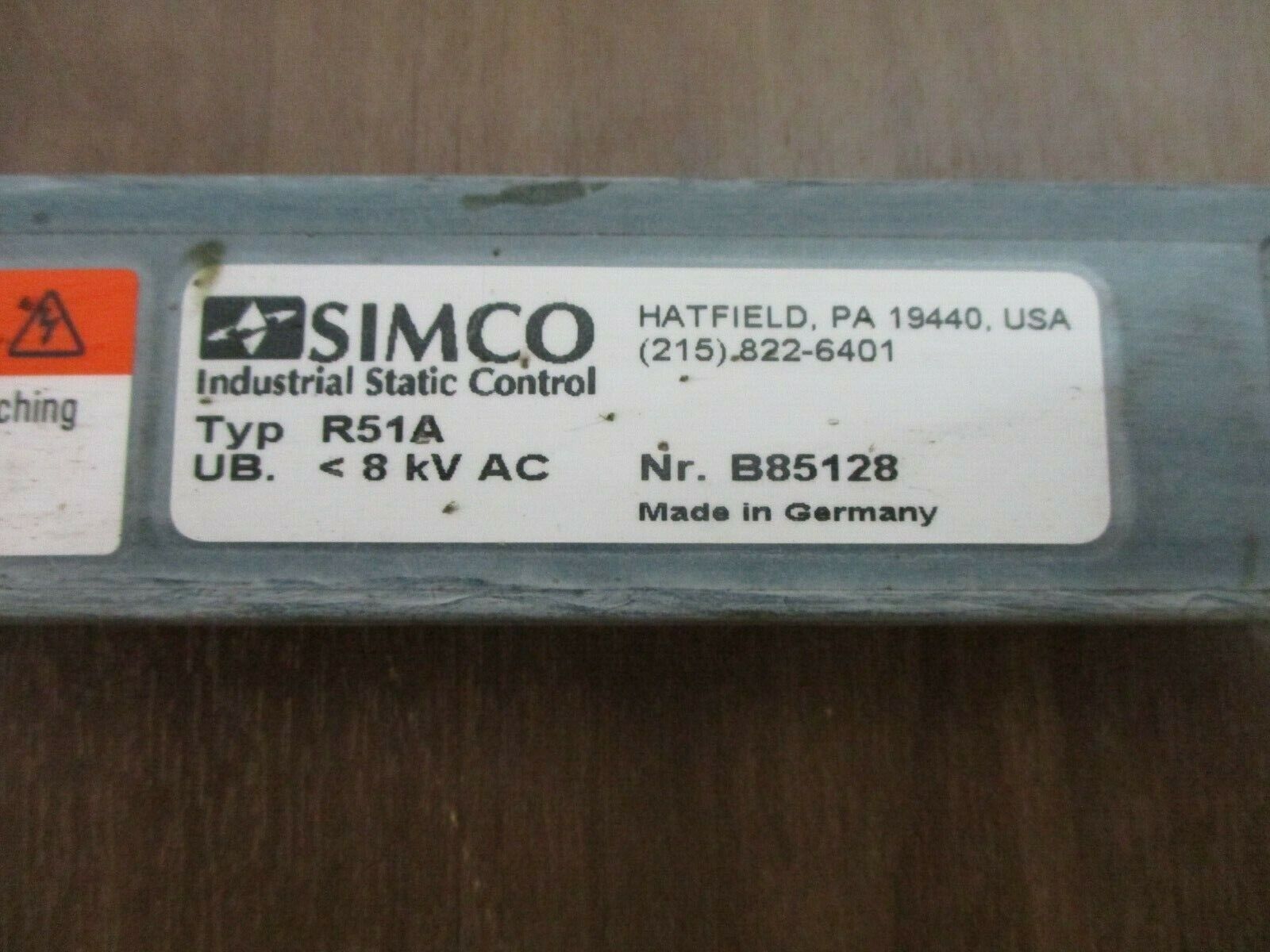 Simco Static Neutralizing Bar R51A UB. 8kV AC Length: 21" Used