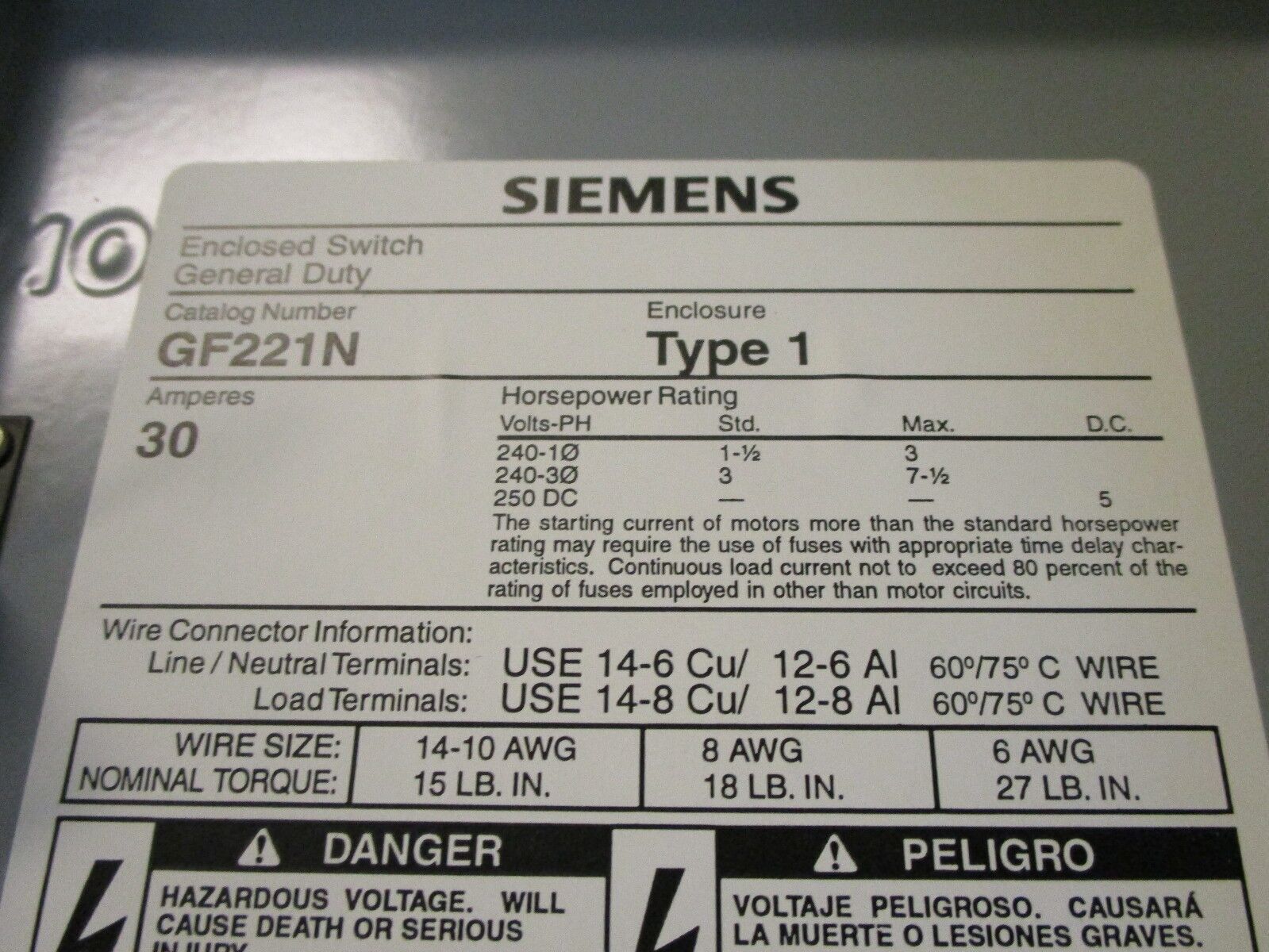Siemens Fusible Safety Switch GF221N 30A 240V Used
