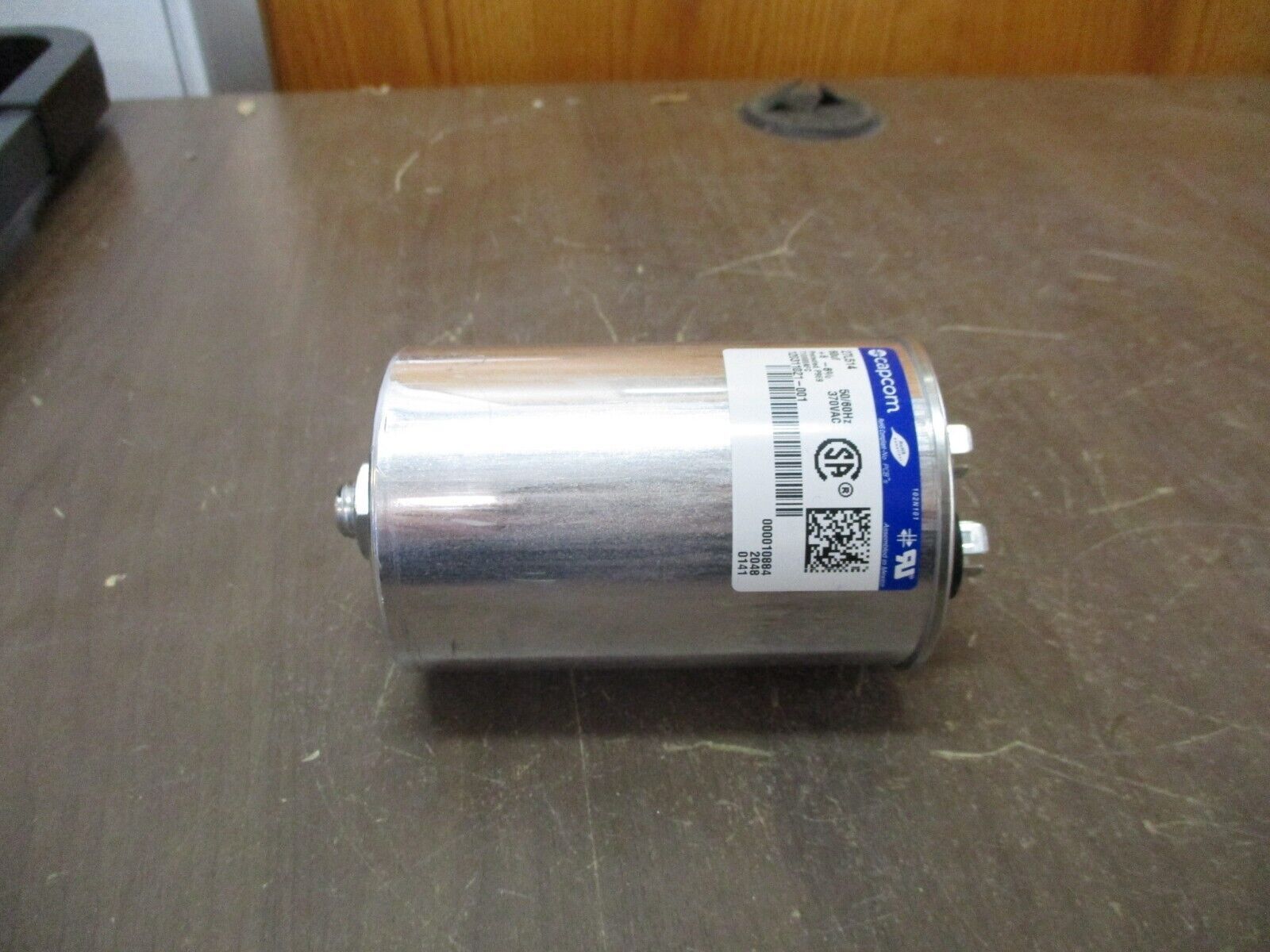 Genteq Capacitor 27L514 60uF 370V 50/60Hz Used