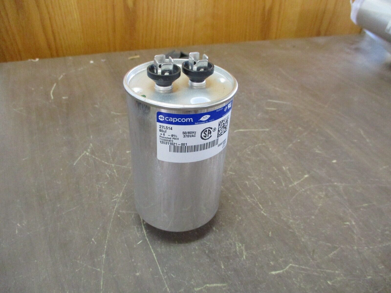 Genteq Capacitor 27L514 60uF 370V 50/60Hz Used
