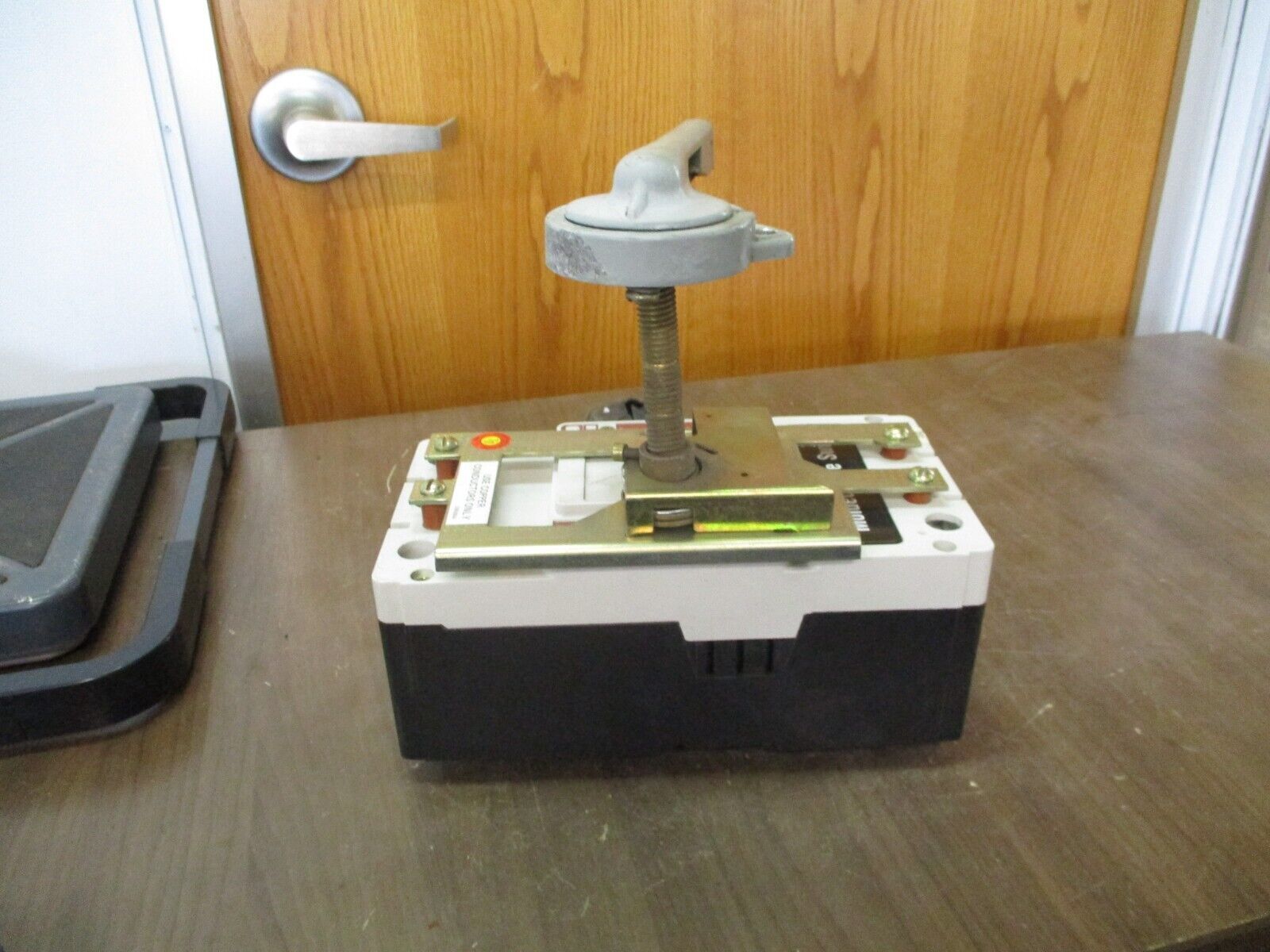 Cutler-Hammer Breaker Disconnect KD3400KW 400A 600V 3P Used