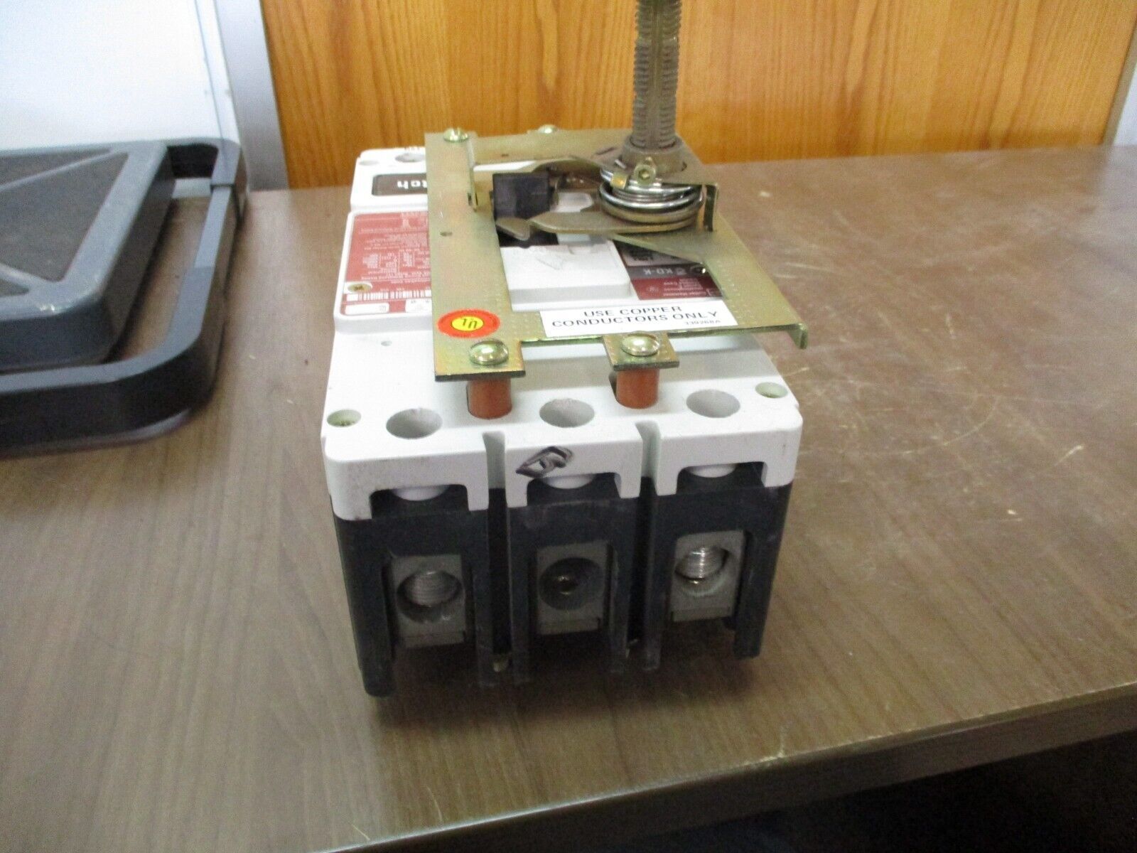 Cutler-Hammer Breaker Disconnect KD3400KW 400A 600V 3P Used