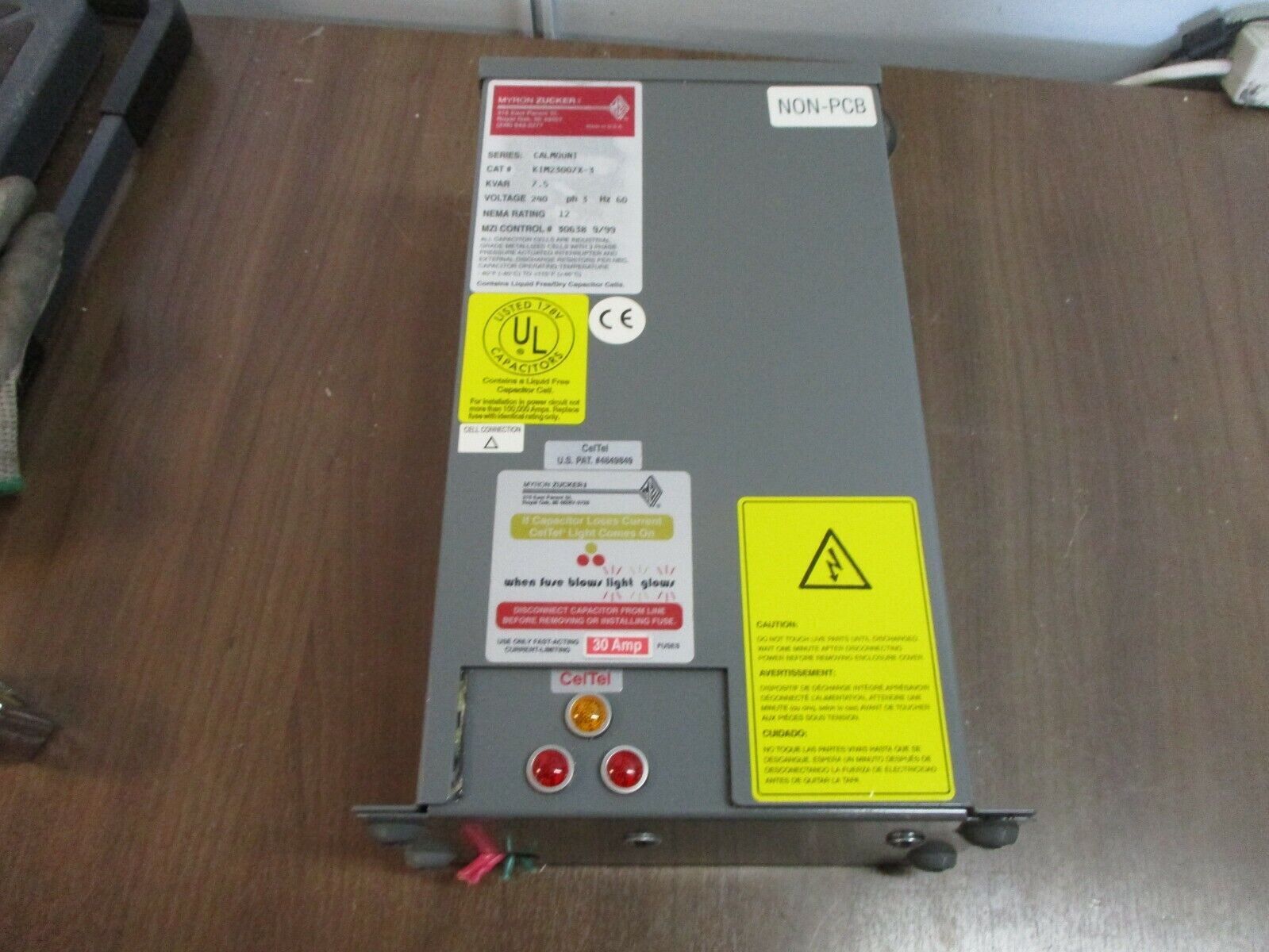 Myron Zucker Calmount Capacitor KIM23007X-3 7.5kVAR 240V 3Ph 60Hz Nema 12 Used