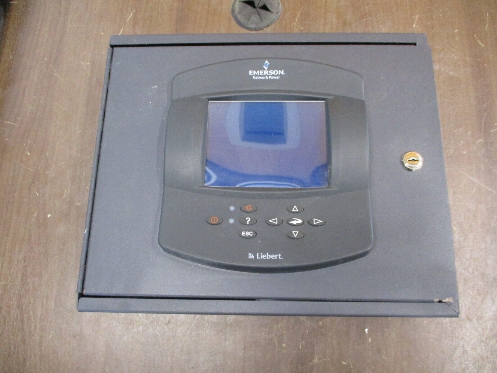 Emerson Liebert Network Switch w/ icom VNSA16-ICOM Rev. 6 16-Port *No Key* Used