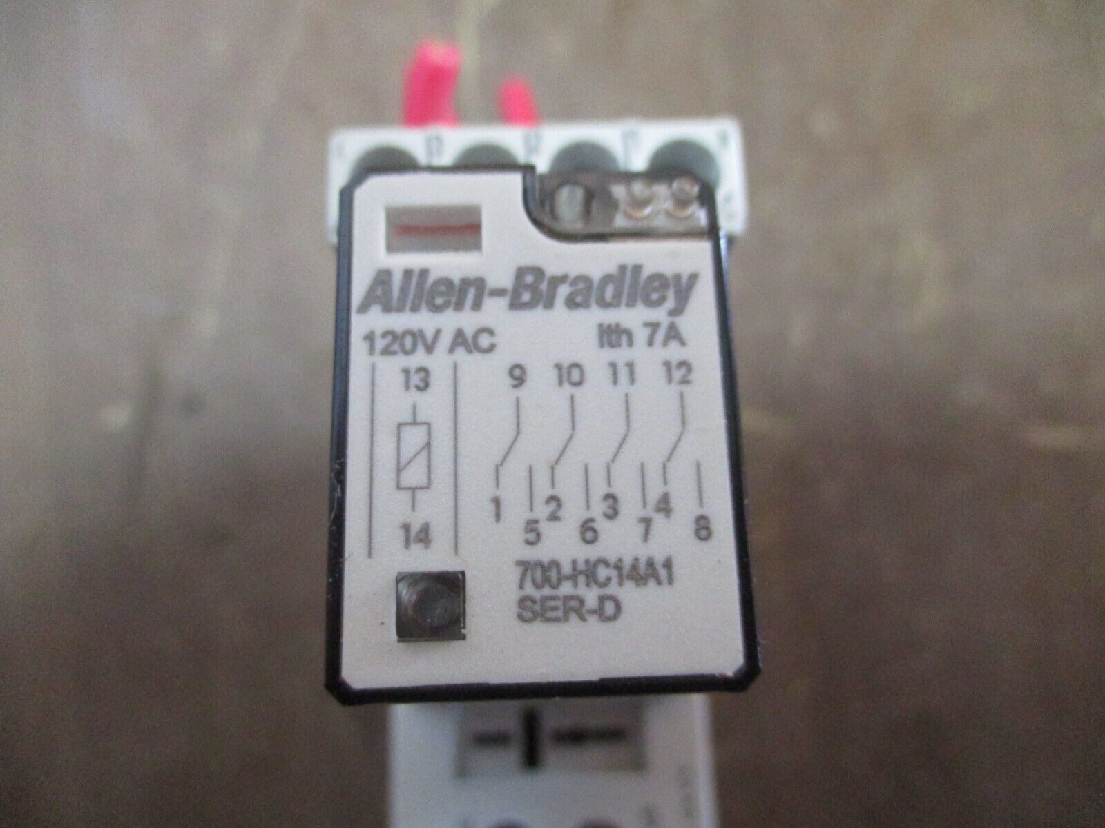 Allen-Bradley Relay w/ Base 700-HC14A1 Ser. D 120V Coil 700-HN104 Base Used