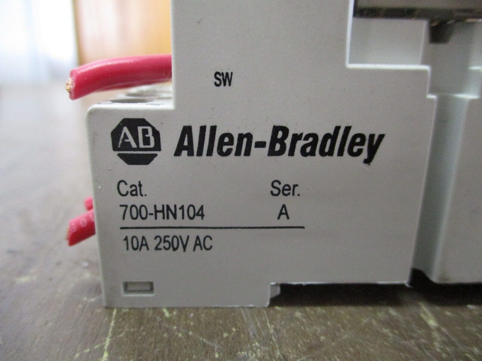 Allen-Bradley Relay w/ Base 700-HC14A1 Ser. D 120V Coil 700-HN104 Base Used