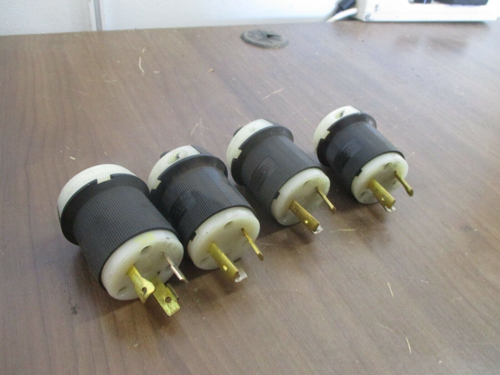 Hubbell Plug HBL2611 30A 125V *Lot of 4* Used