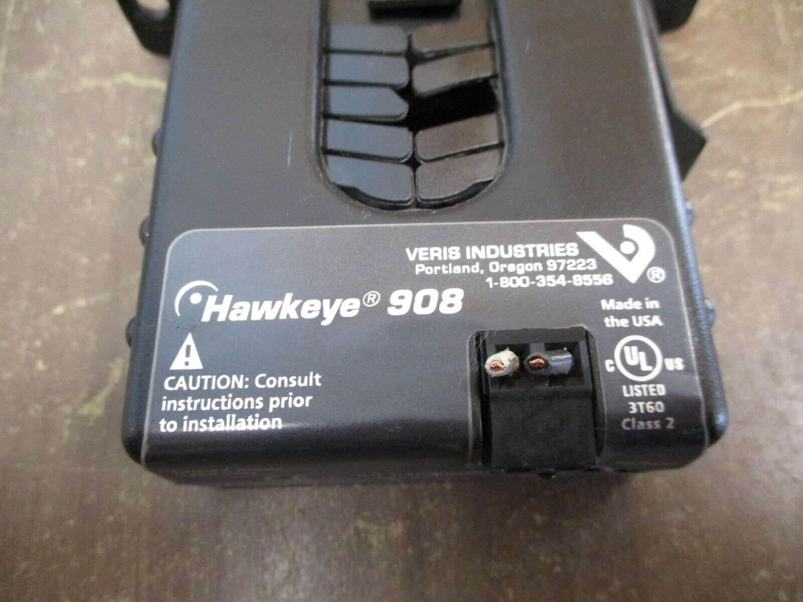 Veris Hawkeye 908 Current Sensor H908 Sensed: 135A Max *Broken Fin* Used