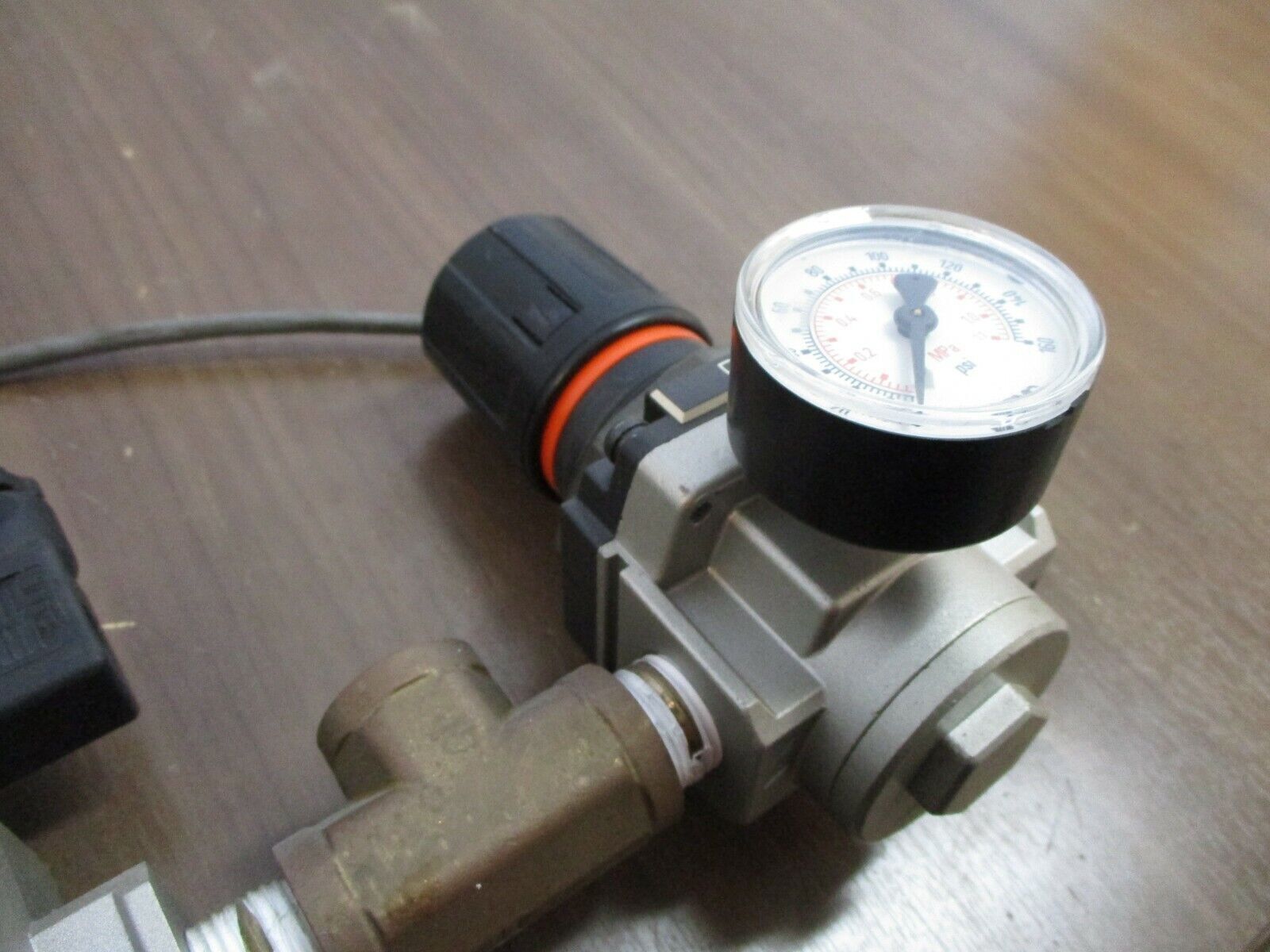 SMC Regulator / Soft Start Valve Assembly NAR4000-N04 / NAV4000-N04-5D2 24VDC