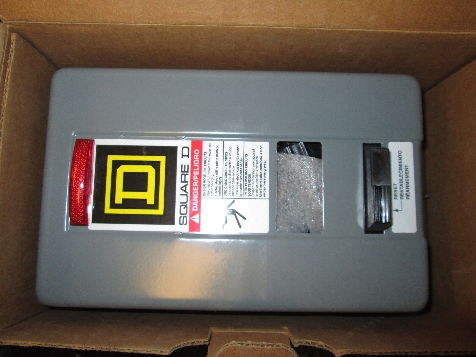 Square D Enclosed Starter 8536SAG11V02CP1S Size 00 120V Coil 8536SAG11CP1S New
