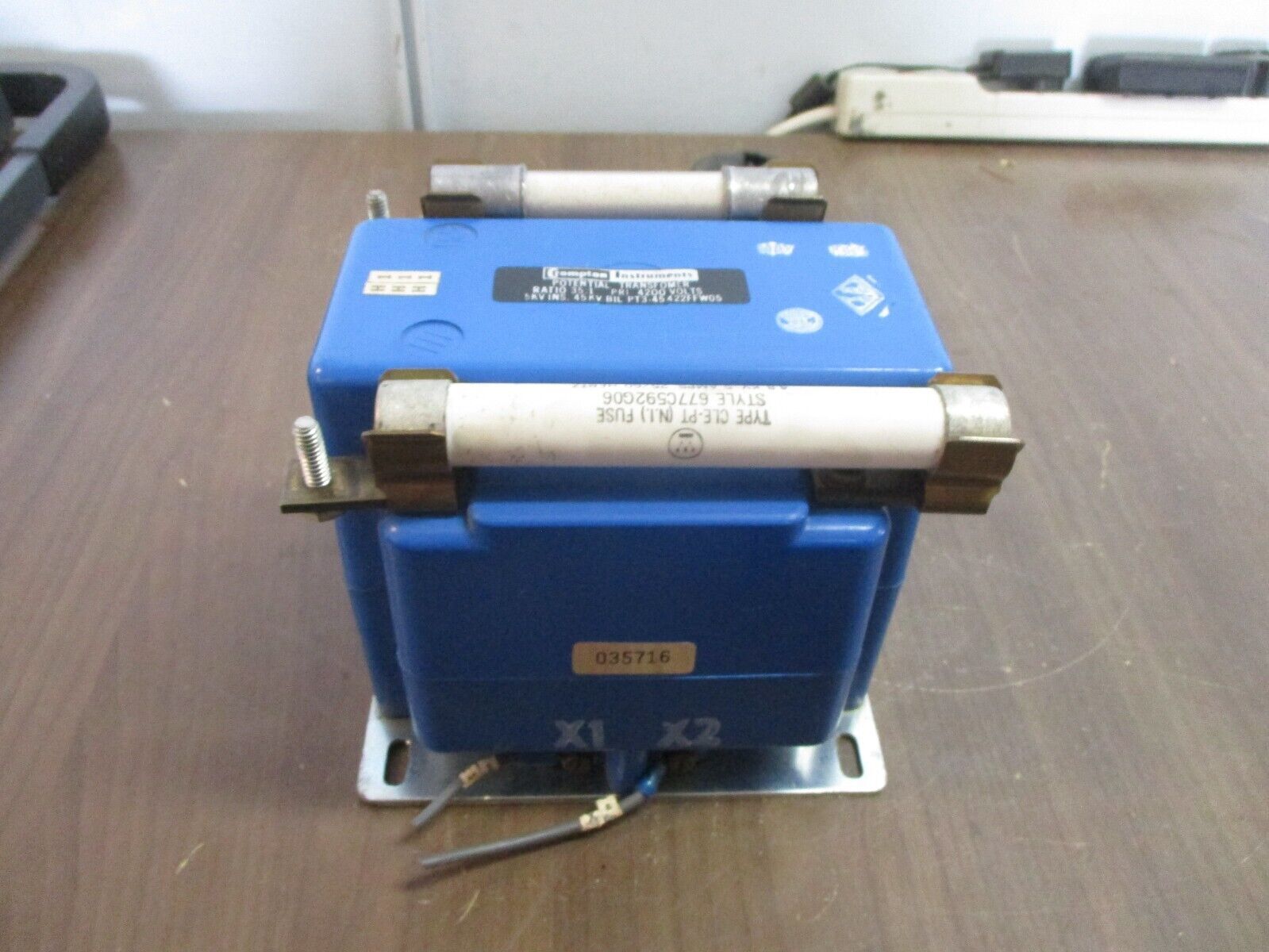 Crompton Instruments Potential Transformer PT3-45422FFW05 Ratio 35:1 Pri: 4200V