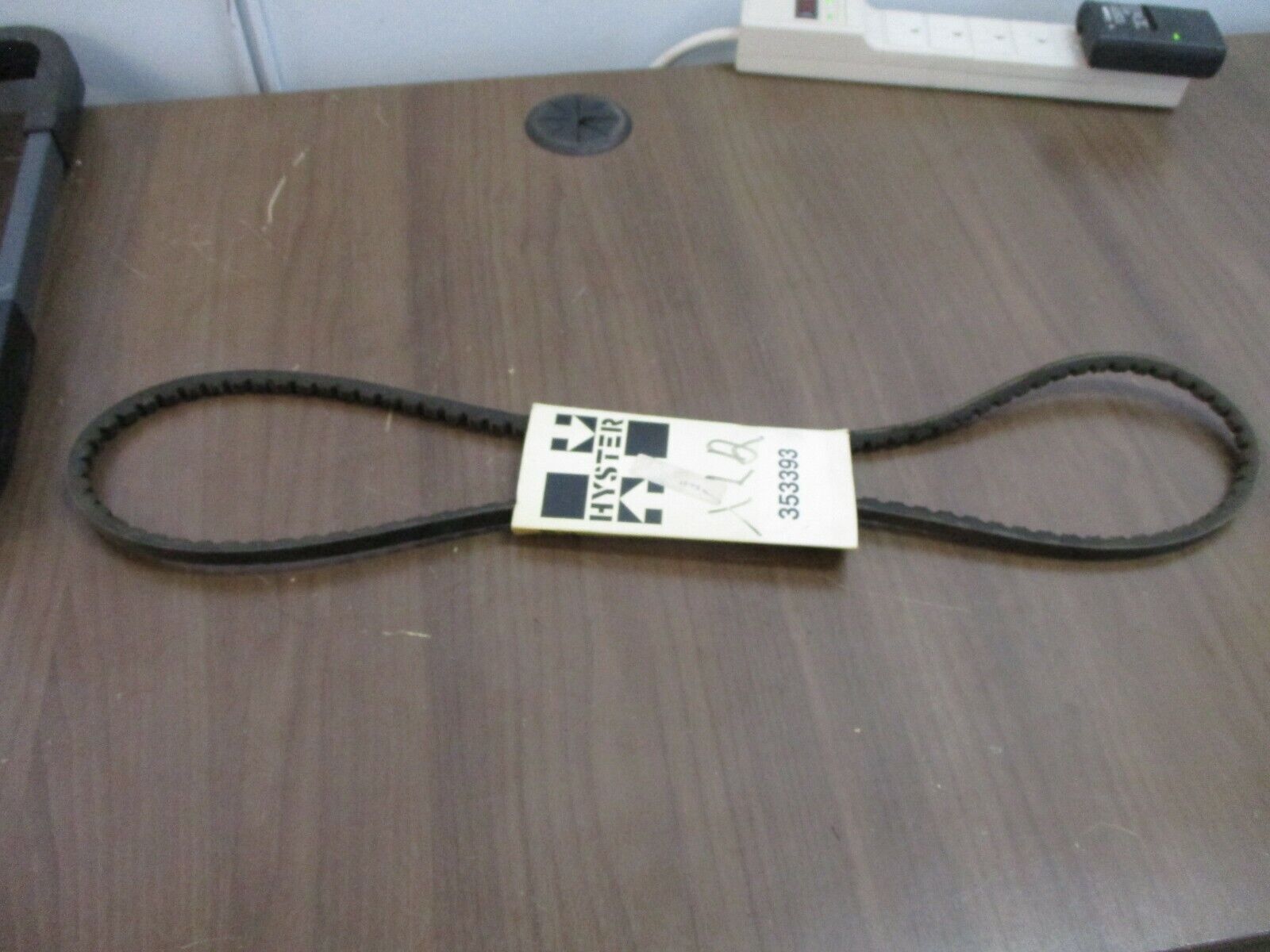 Hyster V-Belt 353393 New Surplus