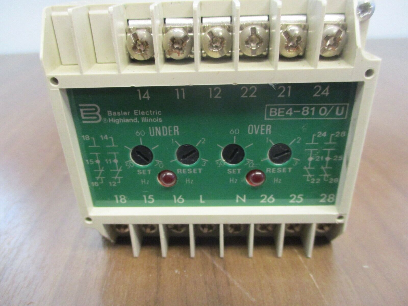 Basler Electric Over/Under Voltage Relay BE4-810/U 1A4N1 120VAC 60Hz Used