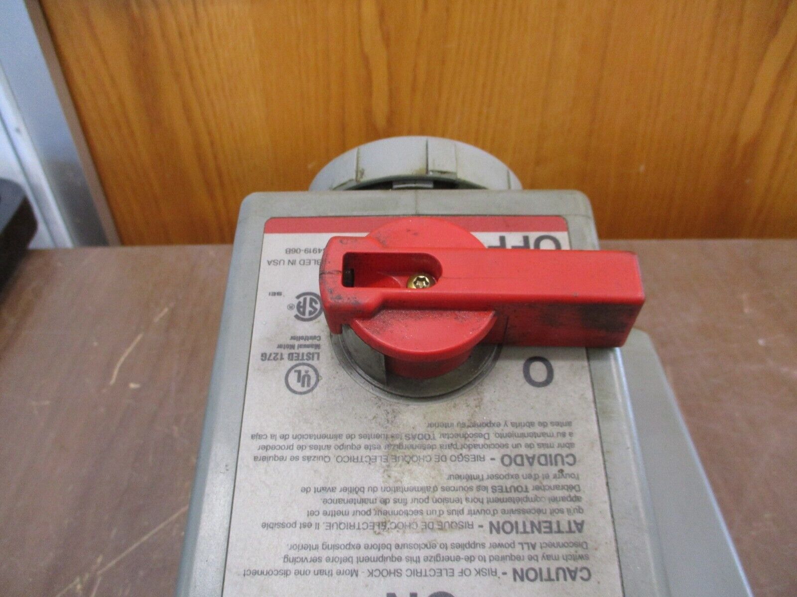 Hubbell Circuit-Lock Mechanical Interlock HBL430MI7W 30A 480V 3Ph Used