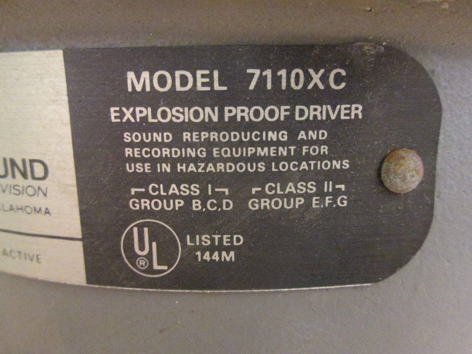 University Sound Explosion Proof Driver 7110XC 30 Watts *No Bolts* Used