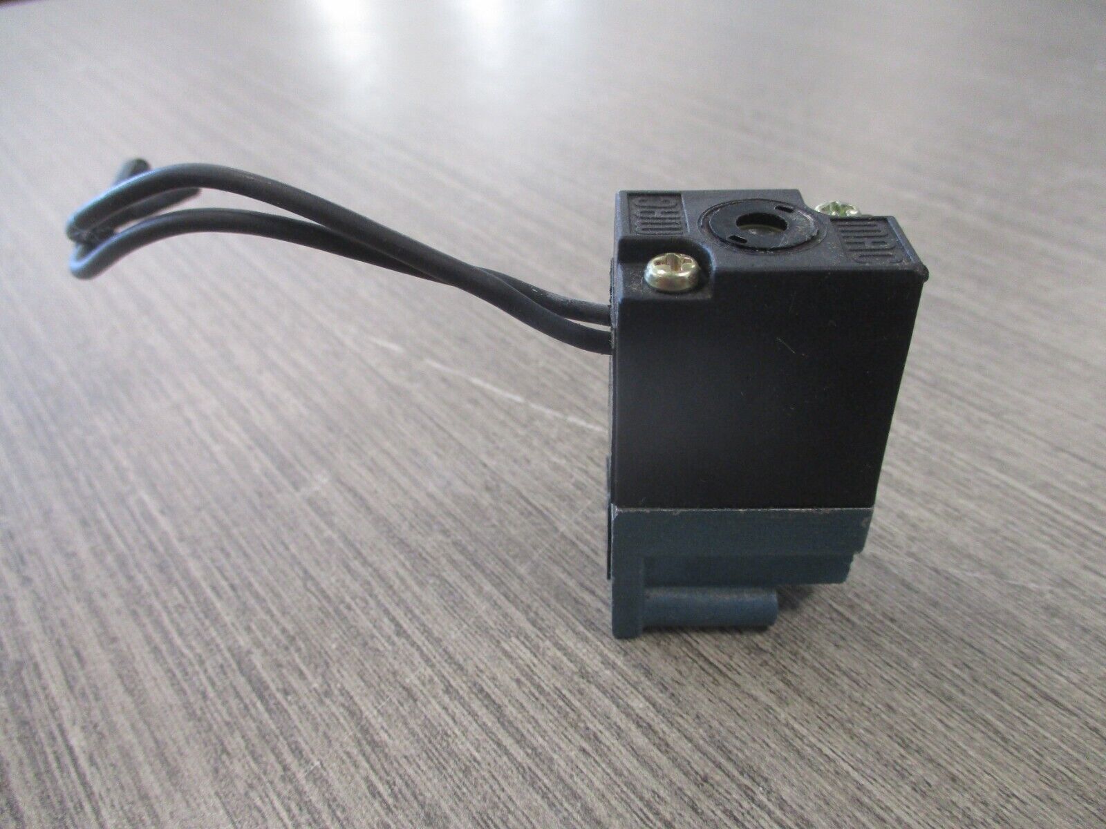 MAC Solenoid TM-DAAP-1DA 120V 5.4W 25-150 PSI Used