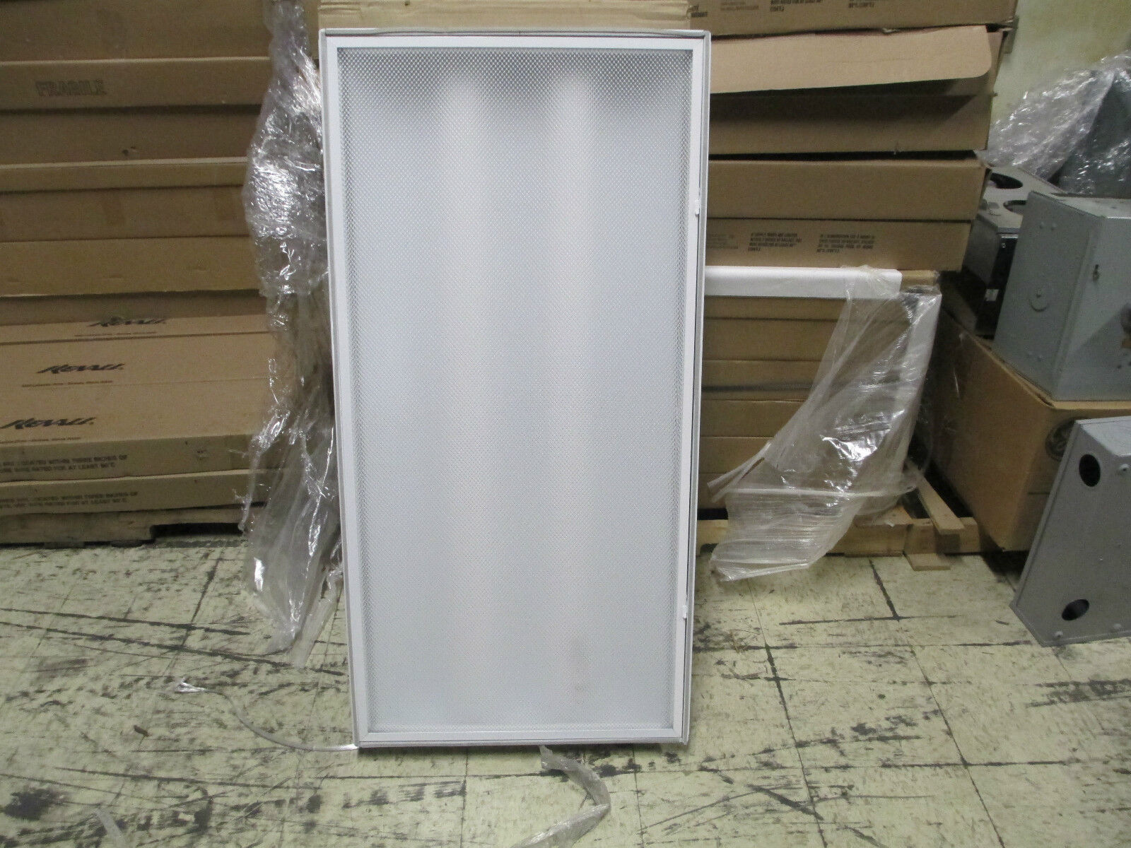 Bodine Light Ceiling Fixure 4PS24-332G-FAA12I-E120-LP600ST 48x24" New Surplus