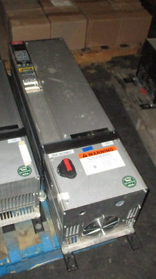 Danfoss VLT 6052 AC Drive w/ Disconnect 175Z7370 50HP 3Ph w/ Keypad Used