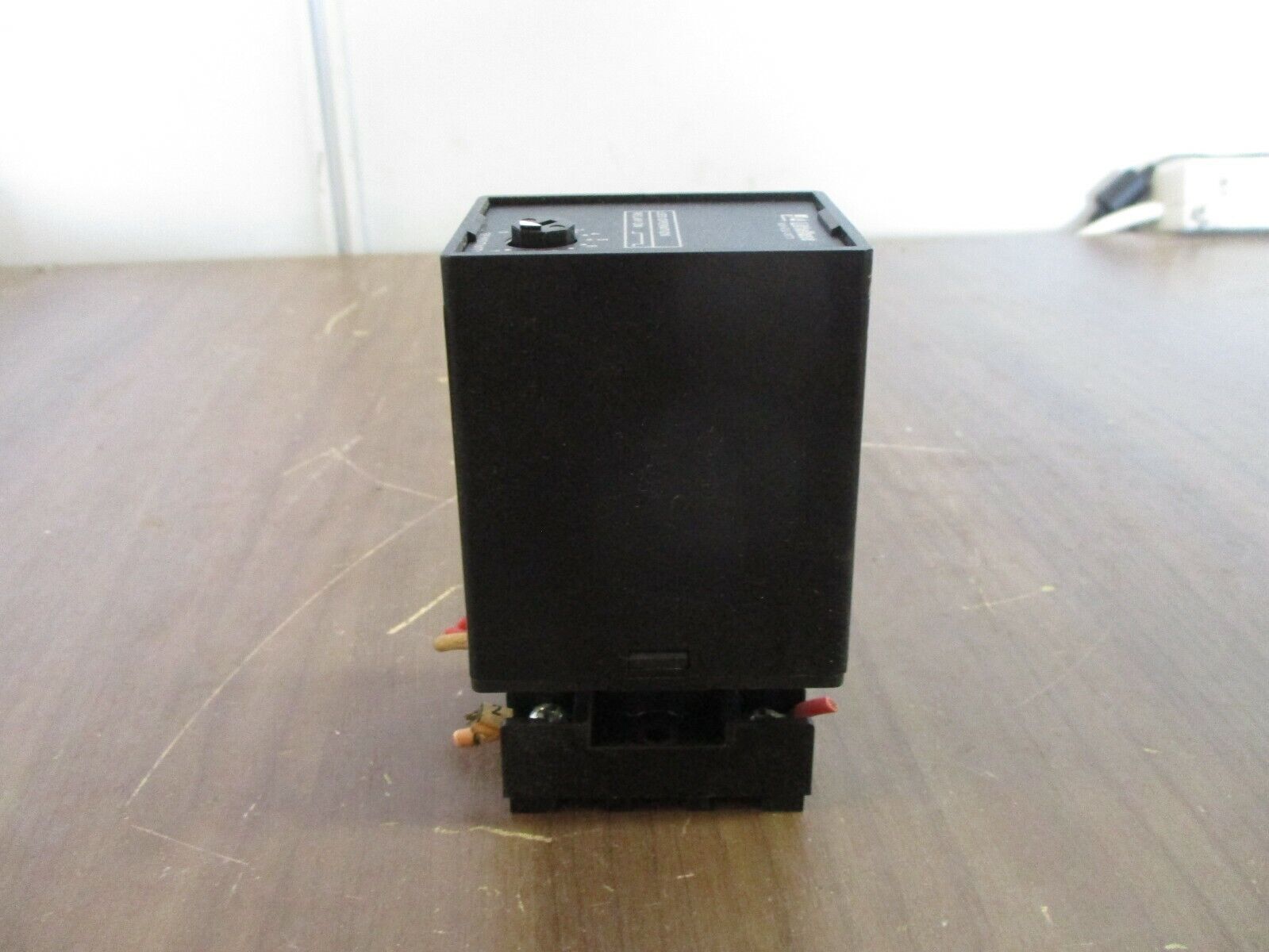 Littelfuse/SSAC Liquid Level Control Relay LLC54BA 120VAC 50/60Hz 1Ph w/ Base