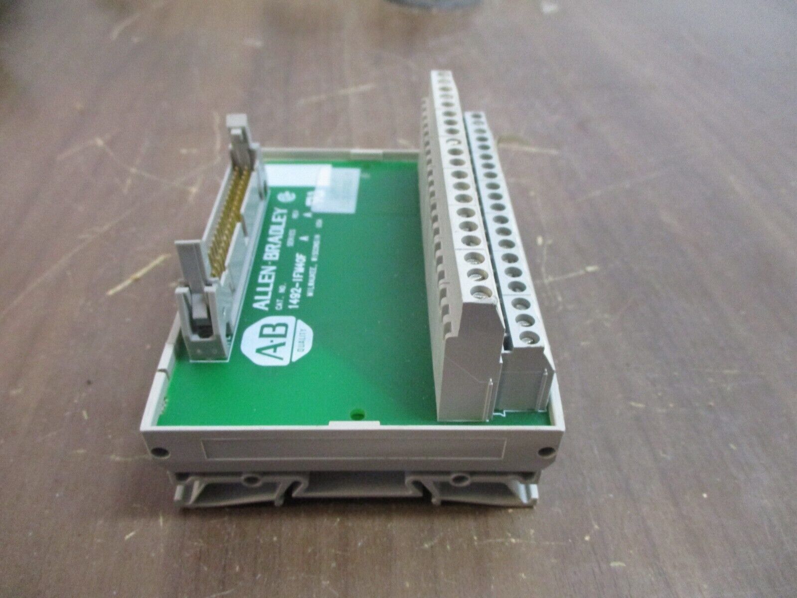 Allen-Bradley Interface Module 1492-IFM40F Ser. A Rev. A Used
