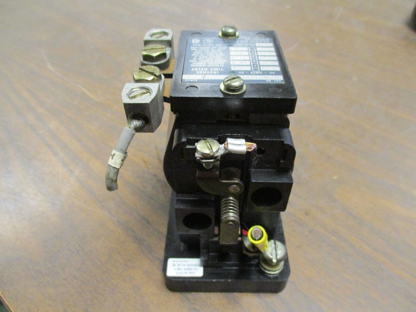Allen-Bradley Inverse Time Relay 810-AO6B 600V Max 12A Continuous Used