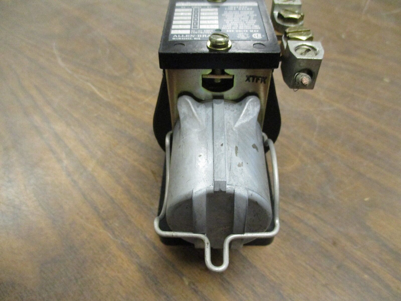 Allen-Bradley Inverse Time Relay 810-AO6B 600V Max 12A Continuous Used