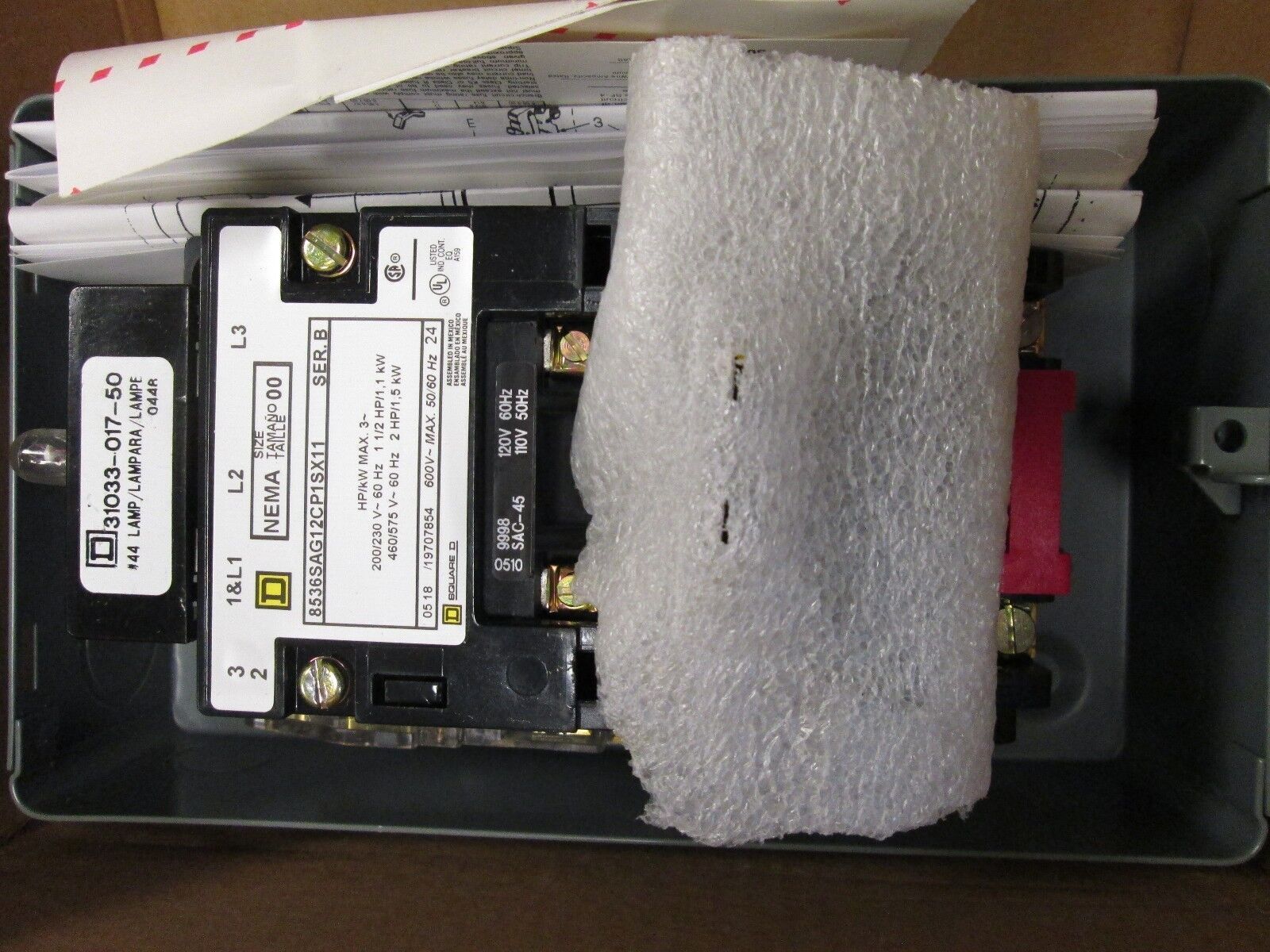 Square D Enclosed Starter 8536SAG12V02CP1SX11 Size 00 3P 120V Coil Nema 1 New