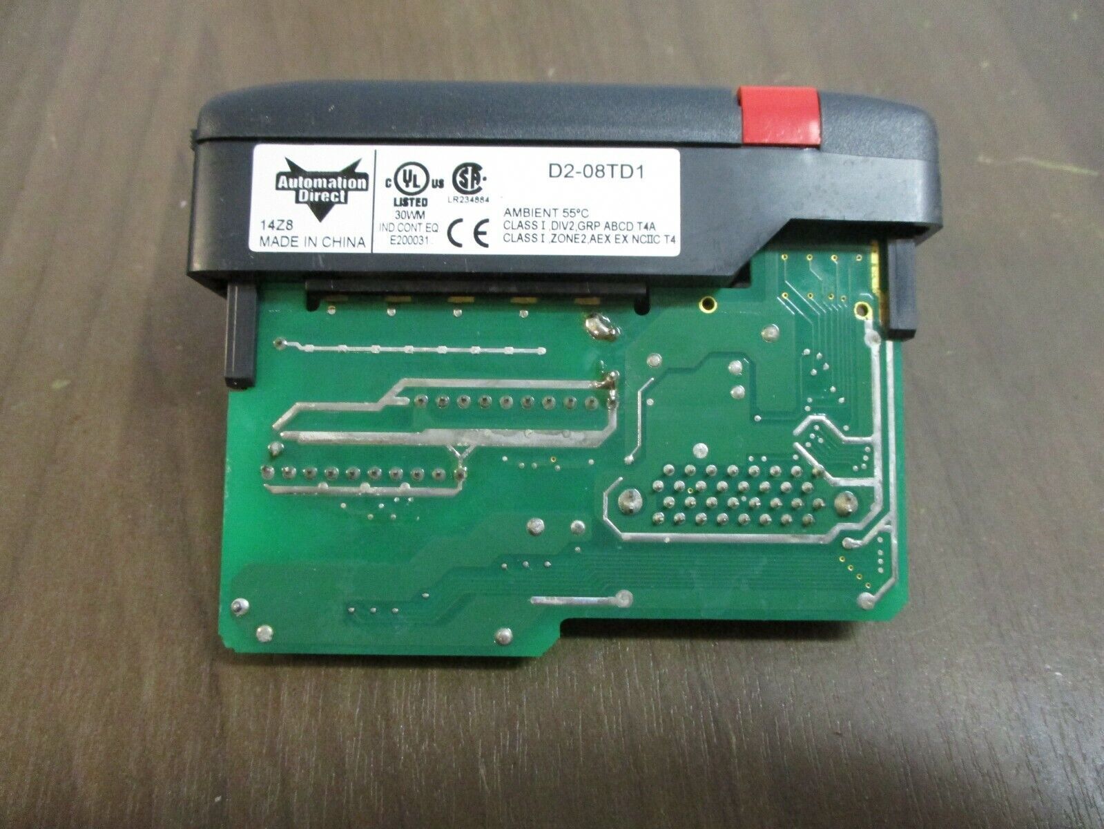 Automation Direct Discreate Output Module D2-08TD1 Used
