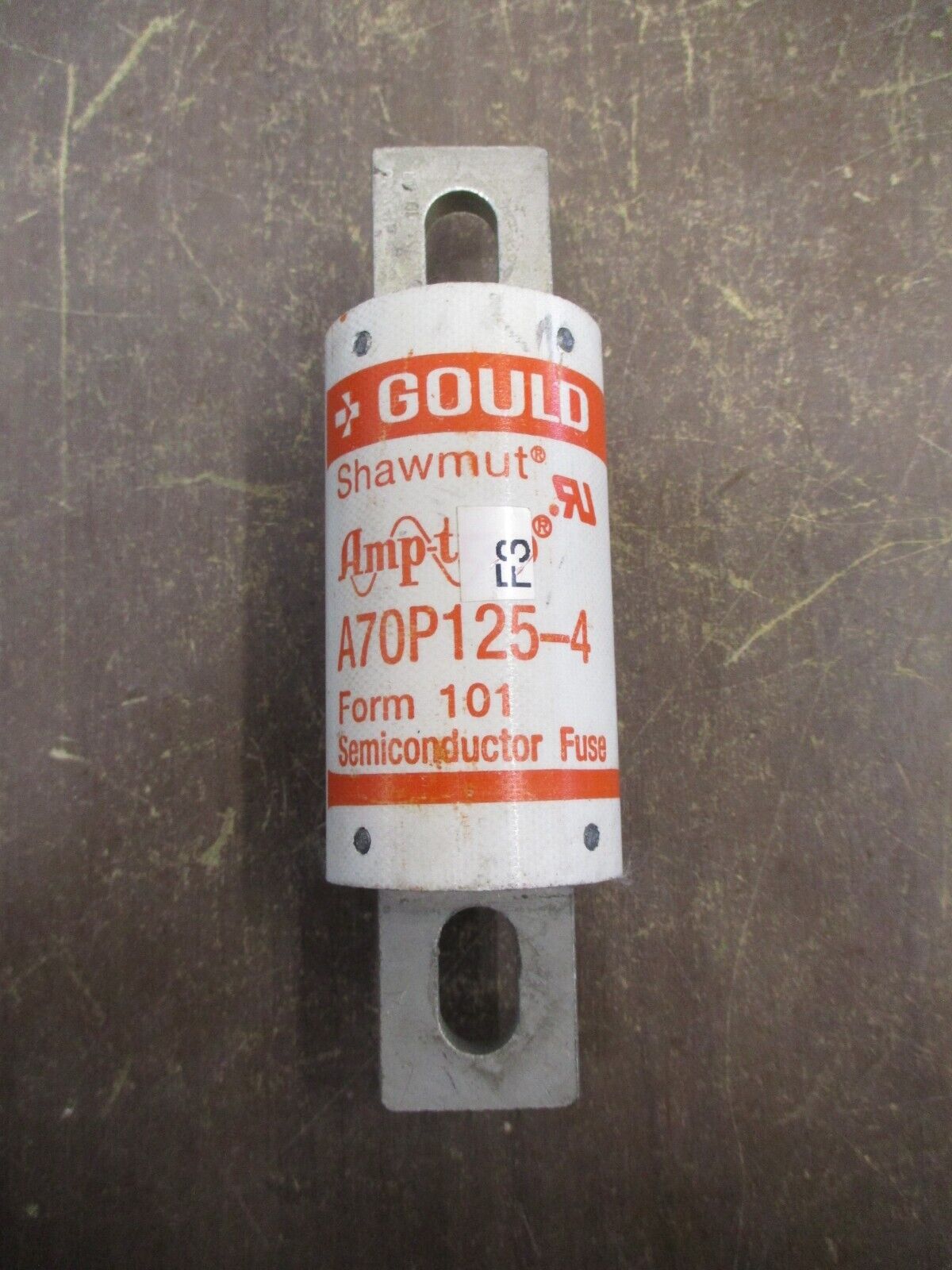 Gould Shawmut Amp-Trap Fuse A70P125-4 125A 700V Used