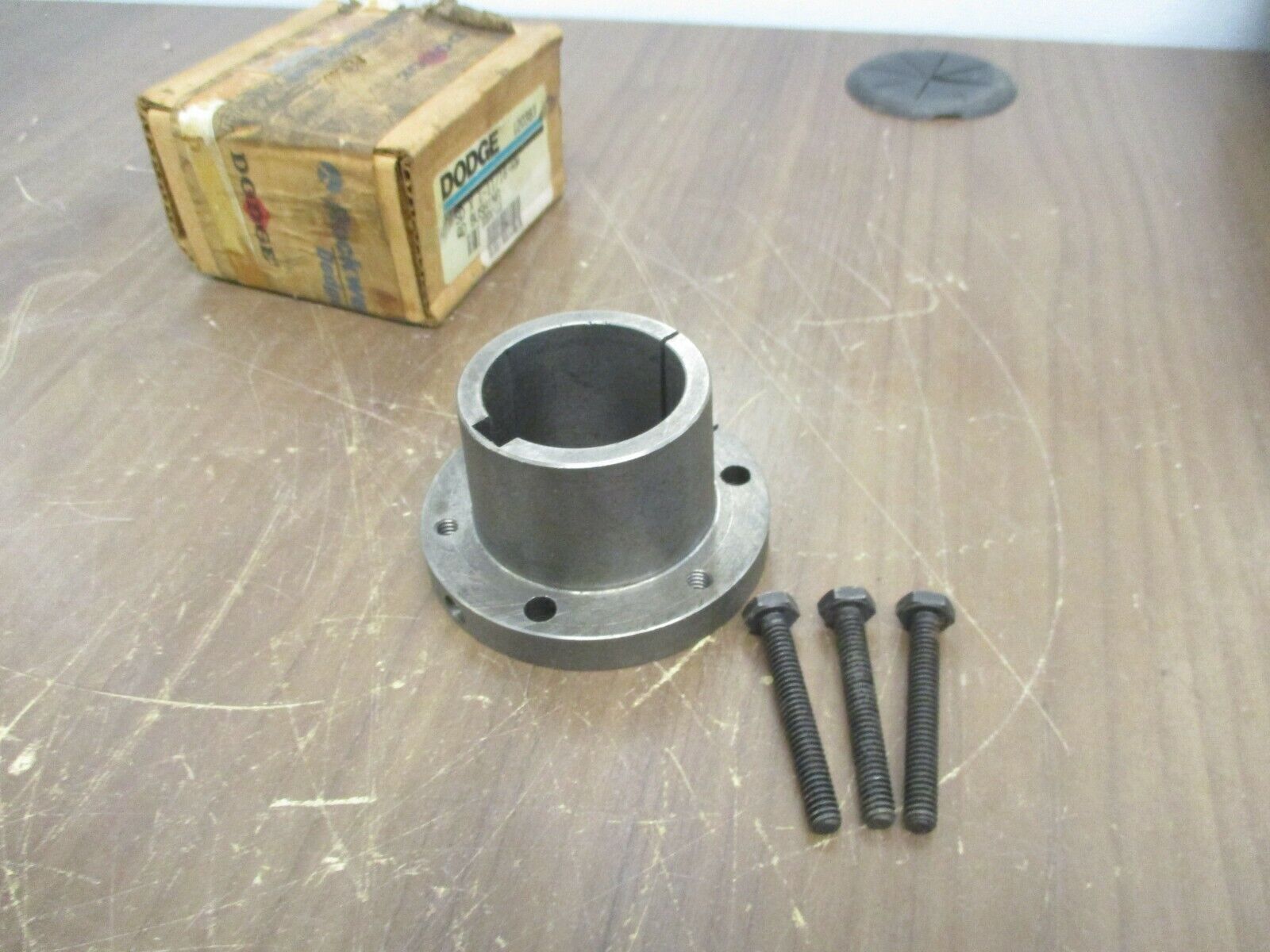 Dodge QD Bushing 120383 SD X 1-11/16-KW New Surplus