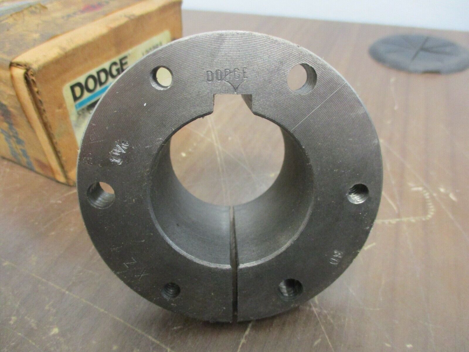 Dodge QD Bushing 120383 SD X 1-11/16-KW New Surplus