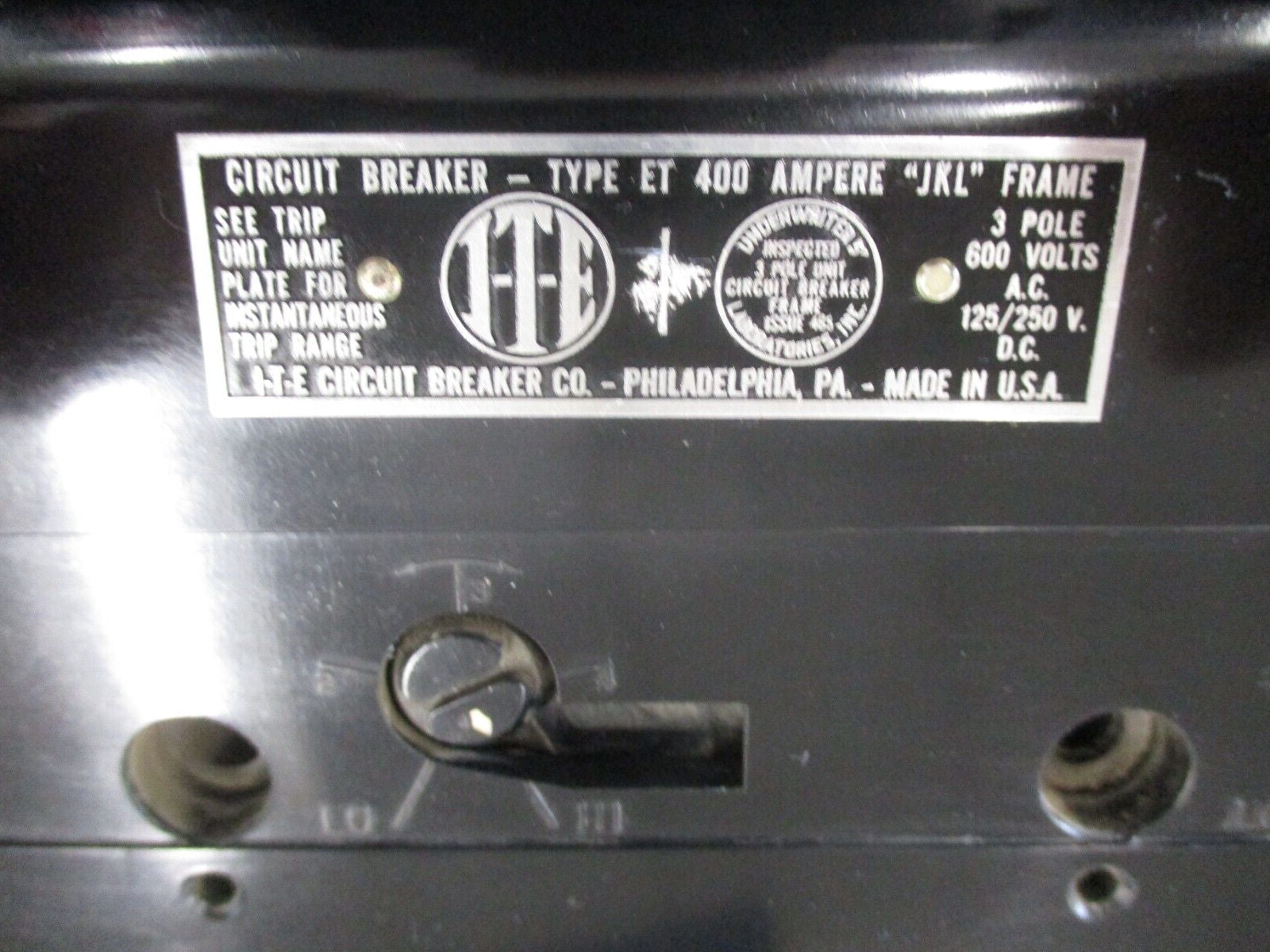 ITE Circuit Breaker JKL2B400 400A 600V 3P Used