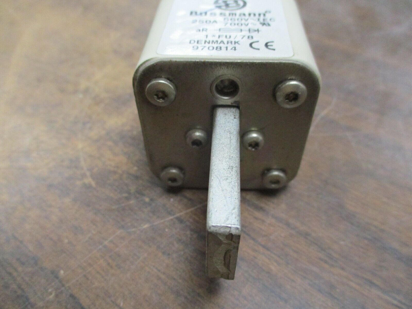 Bussmann Fuse 170M3616 250A 700V Used