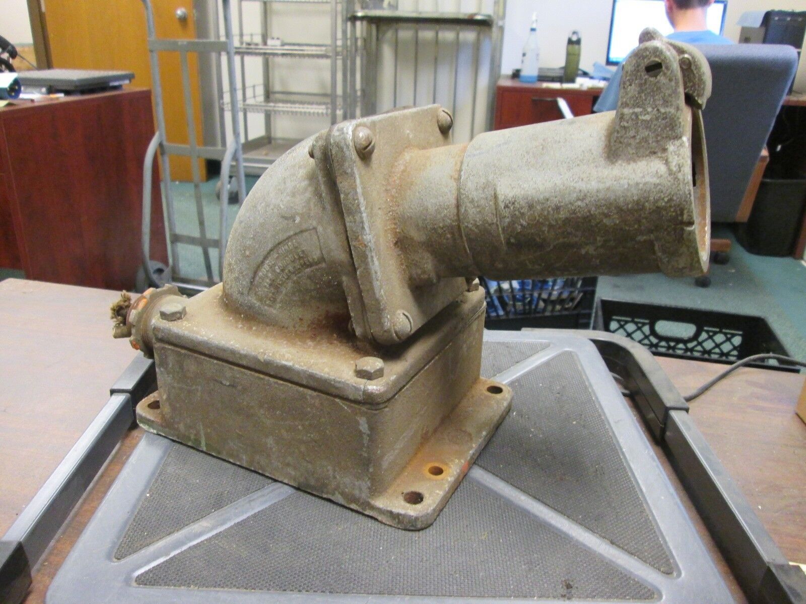 Crouse-Hinds Receptacle w/Base AR-1031 100A 600V 3W 3P *Missing Cap* Used