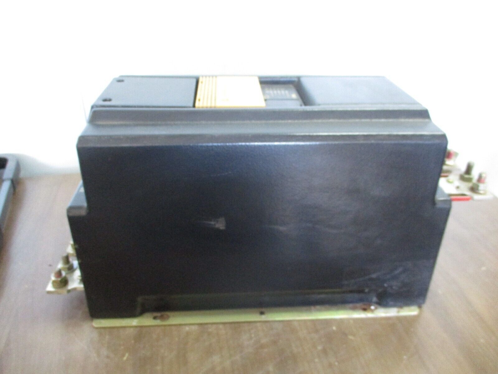 Allen-Bradley SMC Plus Soft Start 150-A180NBD Ser. B 208-480V 3Ph 47-63Hz Used