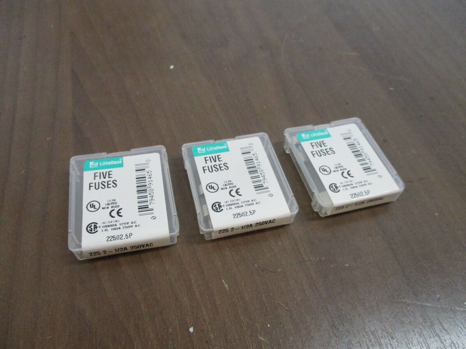 Littelfuse Fuse 022502.5VXP 2-1/2A 250VAC *Lot of 15* New Surplus