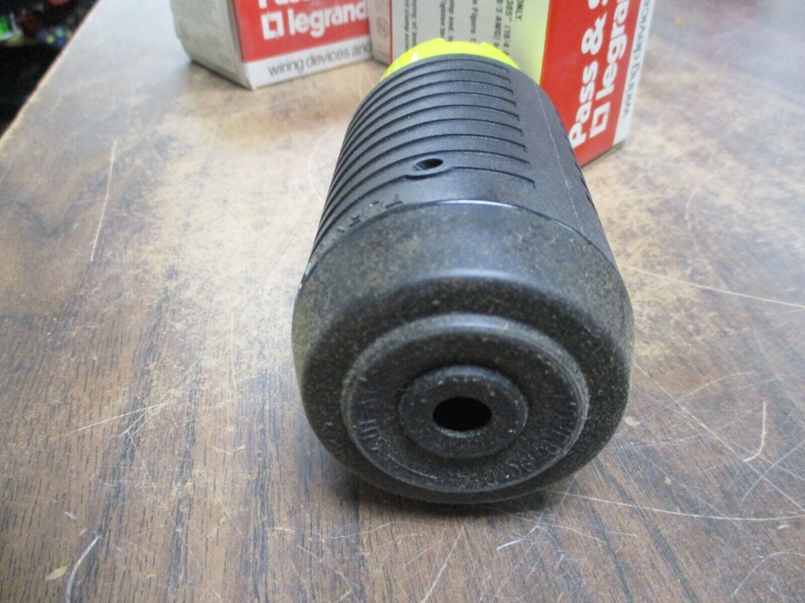 Pass & Seymour Turnlok Connector L1020-C 20A 125/250V 3P 3W New Surplus