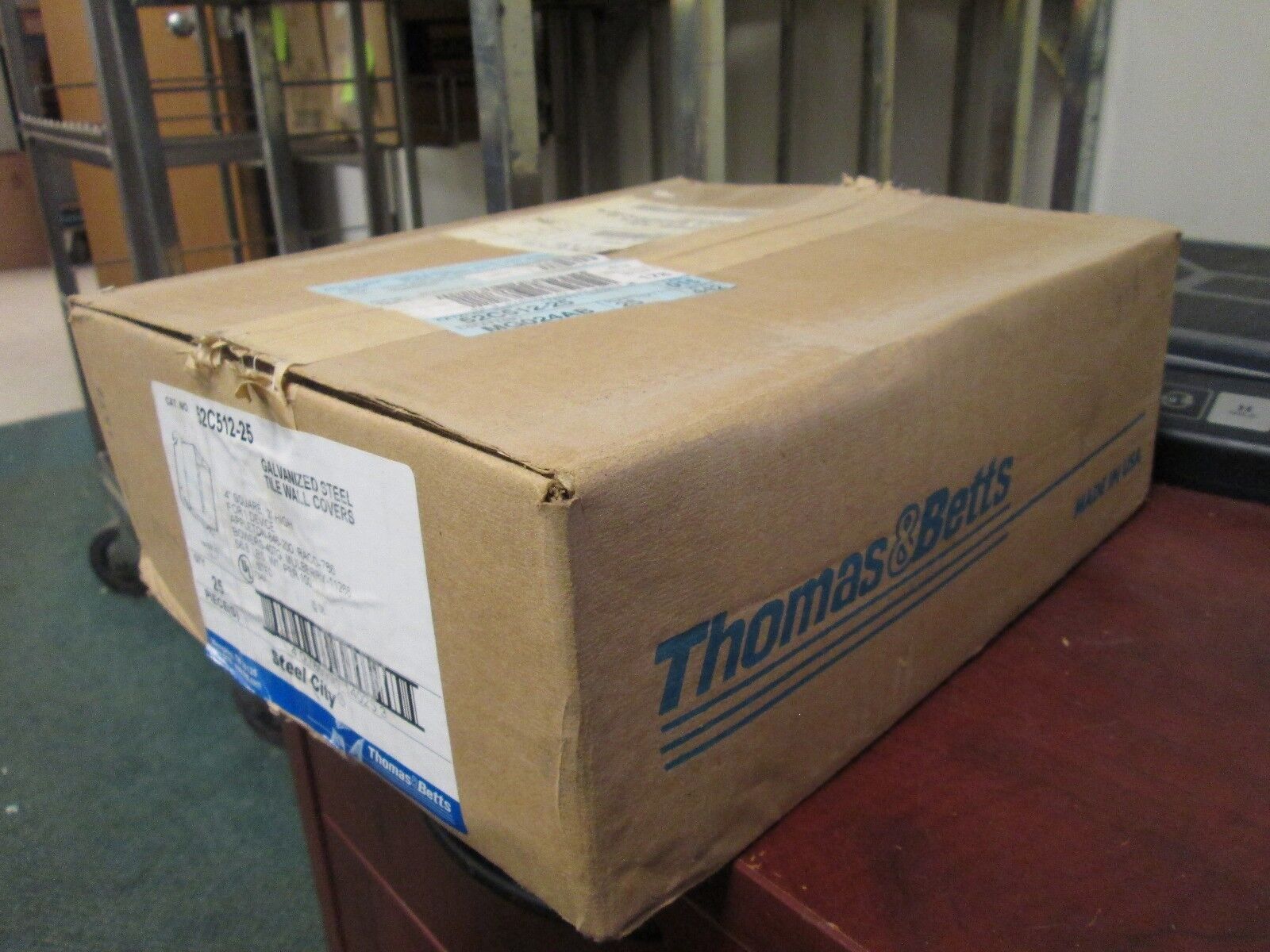 Thomas & Betts Wall Cover 52C512-25 4" Square 2" High Single Gang *Box of 25*